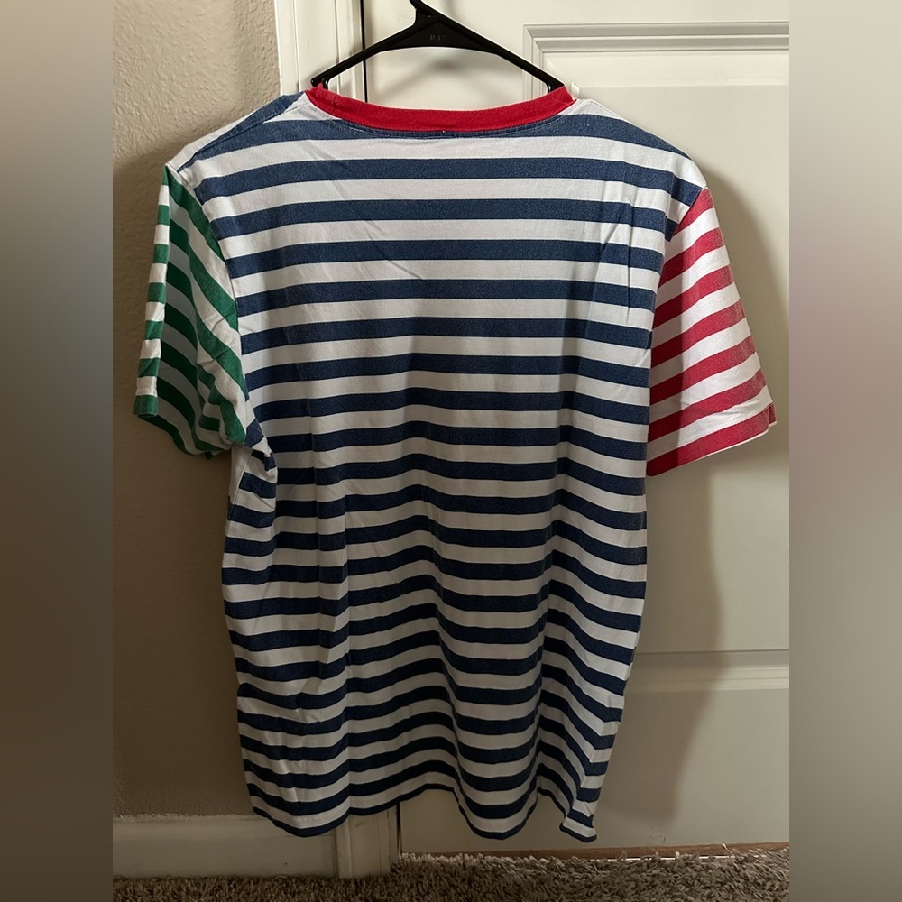 shirt - Picture 2 of 2